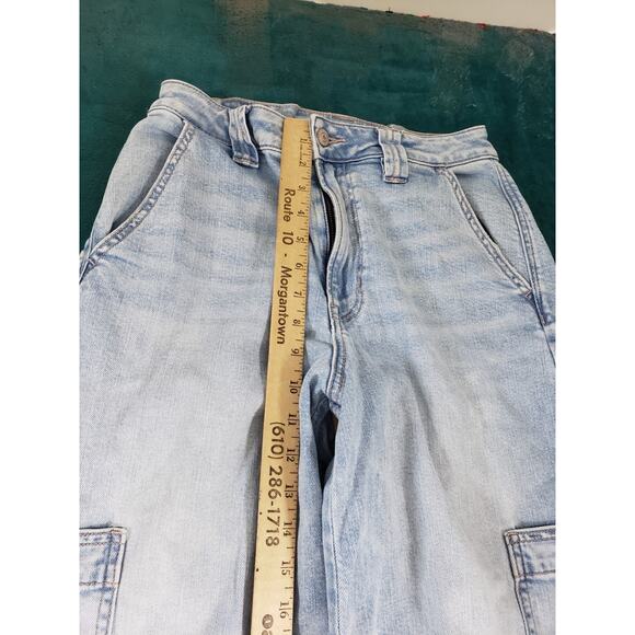 American Eagle Jeans Size 6 Womens Blue Stretch High Rise Baggy Wide Leg Cargo - Picture 8 of 14